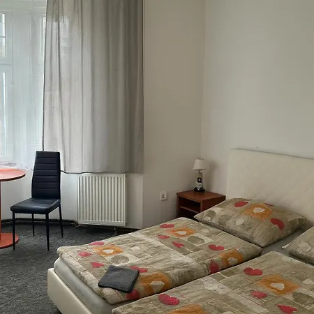 Loftel V Centru Ostravy Maison d'hôtes *